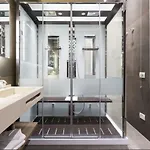 ゲストハウス Private Luxury