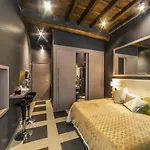 Private Luxury בית הארחה 4*