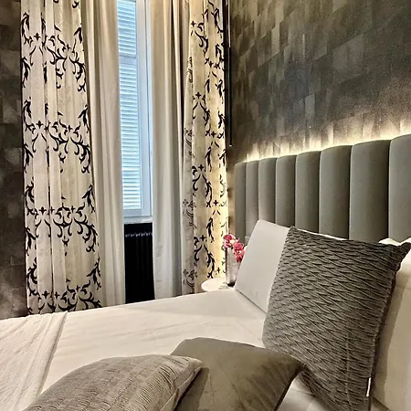 بيت ضيافة Private Luxury
