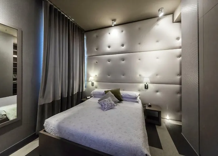 Private Luxury 4* רומא